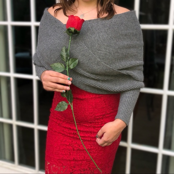 Boutique Sweaters - 🌹Gray Off The Shoulder Crop Sweater Wrap